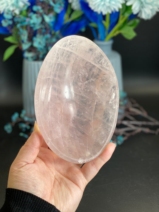 Schale aus Rosenquarz (I90)