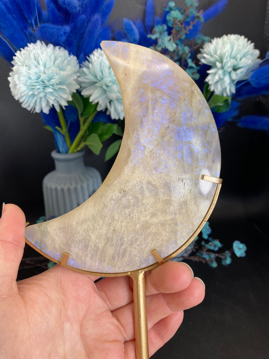 Mond aus Mondstein (O85)