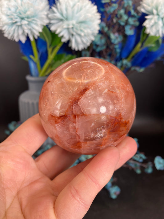 Kugel aus Feuerquarz (Y43)