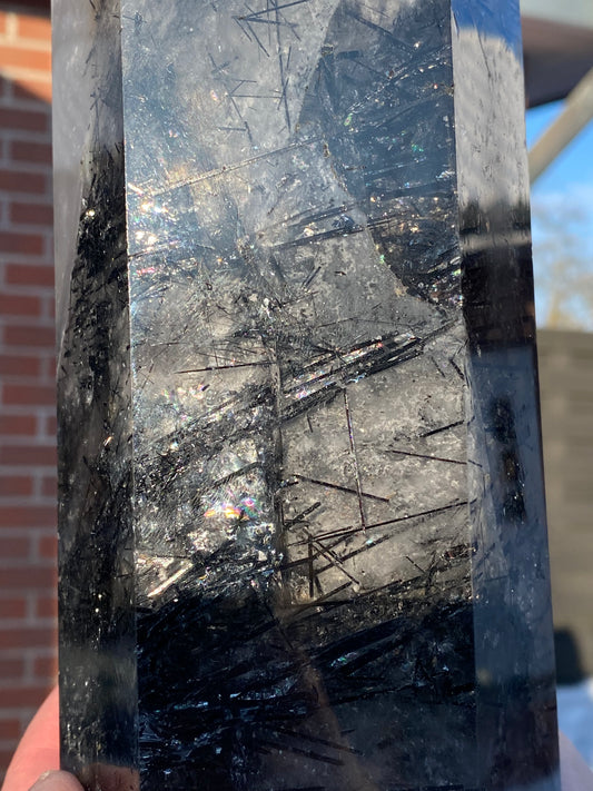 Turm aus Turmalinquarz (X942)