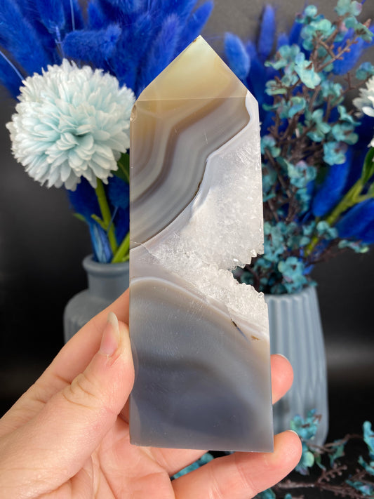 Turm aus Achat (Q20)