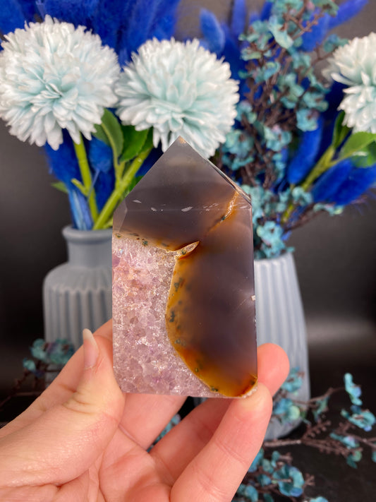 Turm aus Achat (Z17)