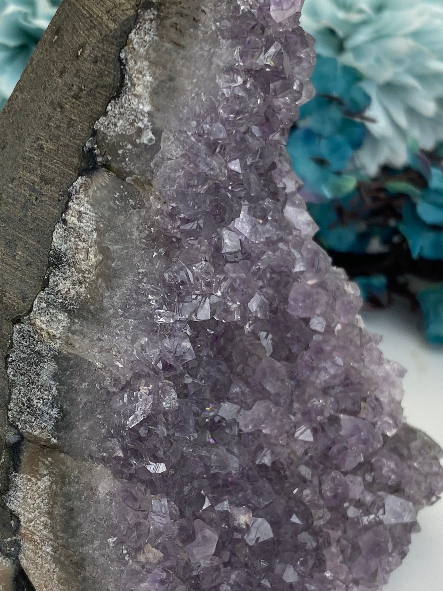 Amethyst Cut Base (U24)