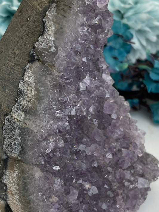 Amethyst Cut Base (U24)