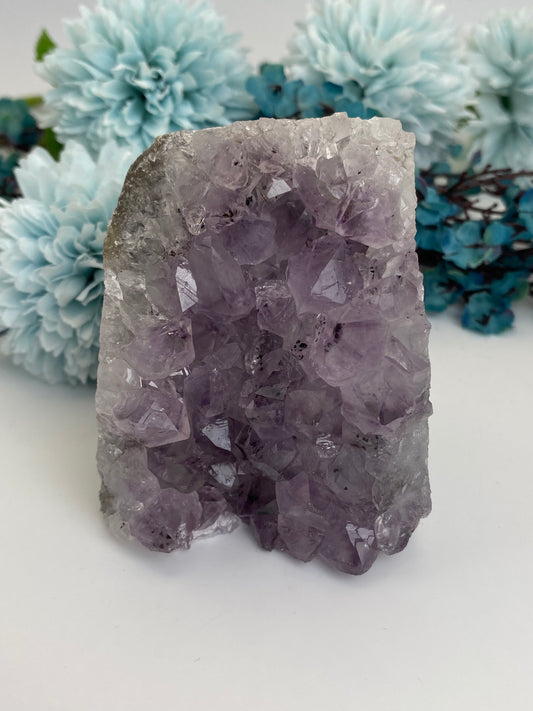 Amethyst Cut Base (F23)