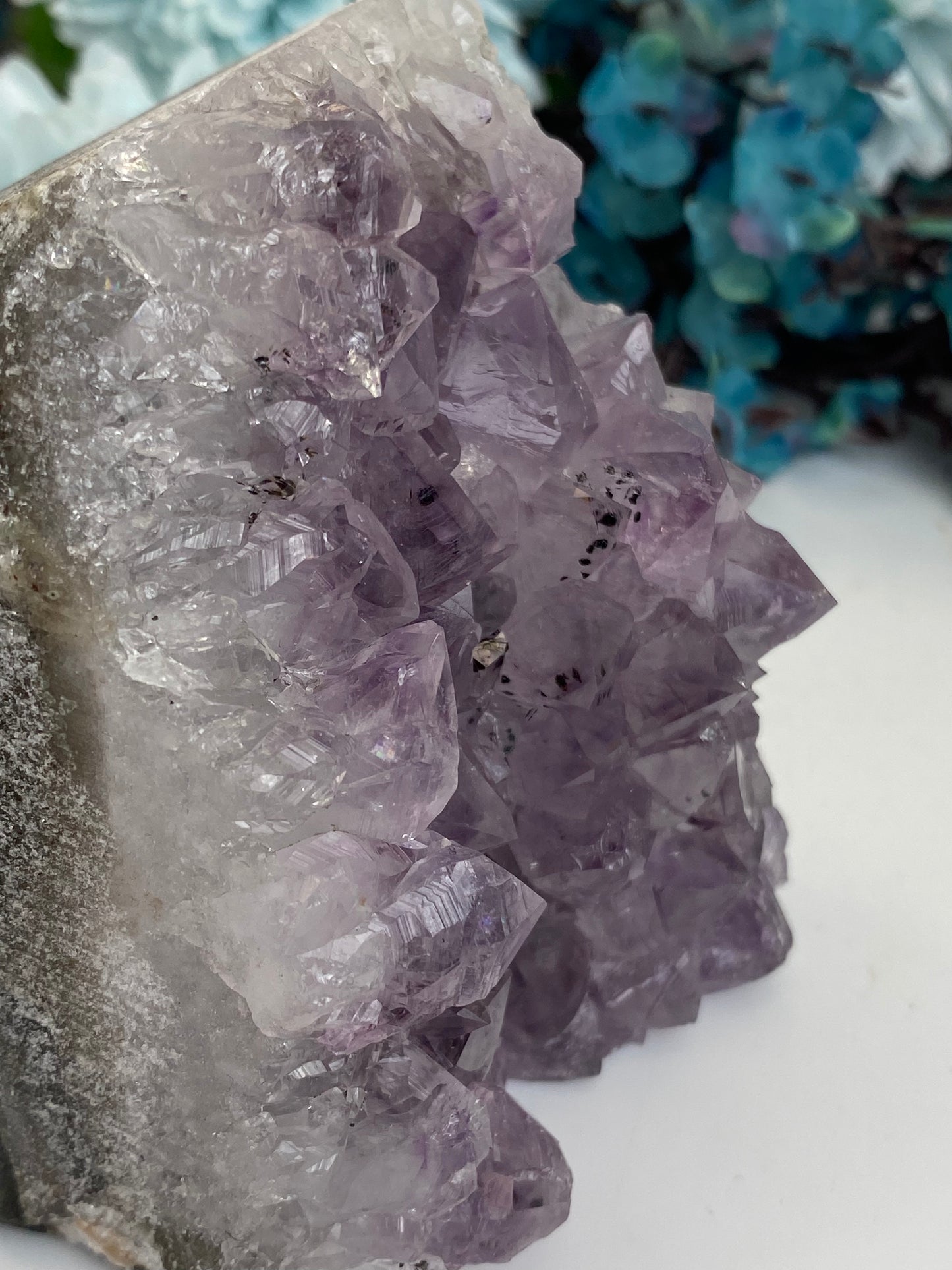 Amethyst Cut Base (F23)