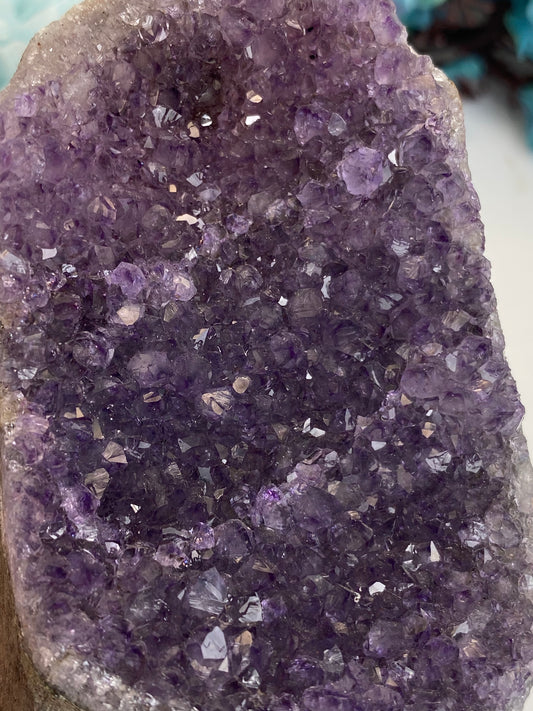 Amethyst Cut Base (P10)