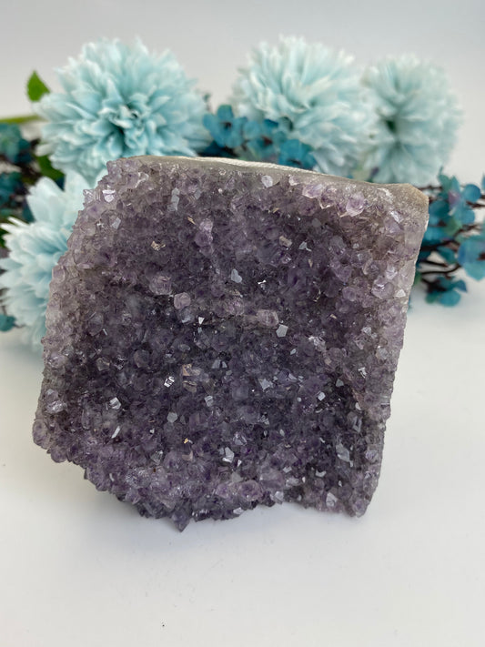 Amethyst Cut Base (I21)