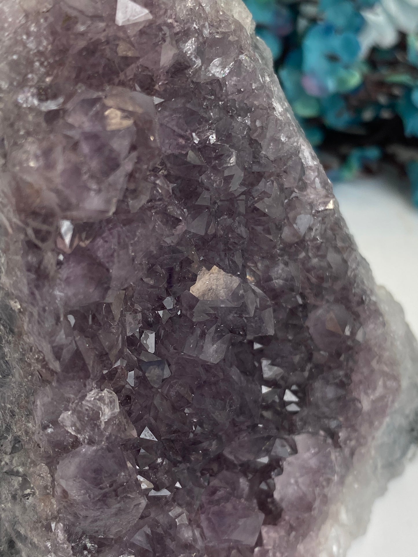 Amethyst Cut Base (N26)