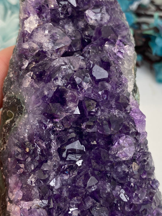 Amethyst Cut Base (S15)