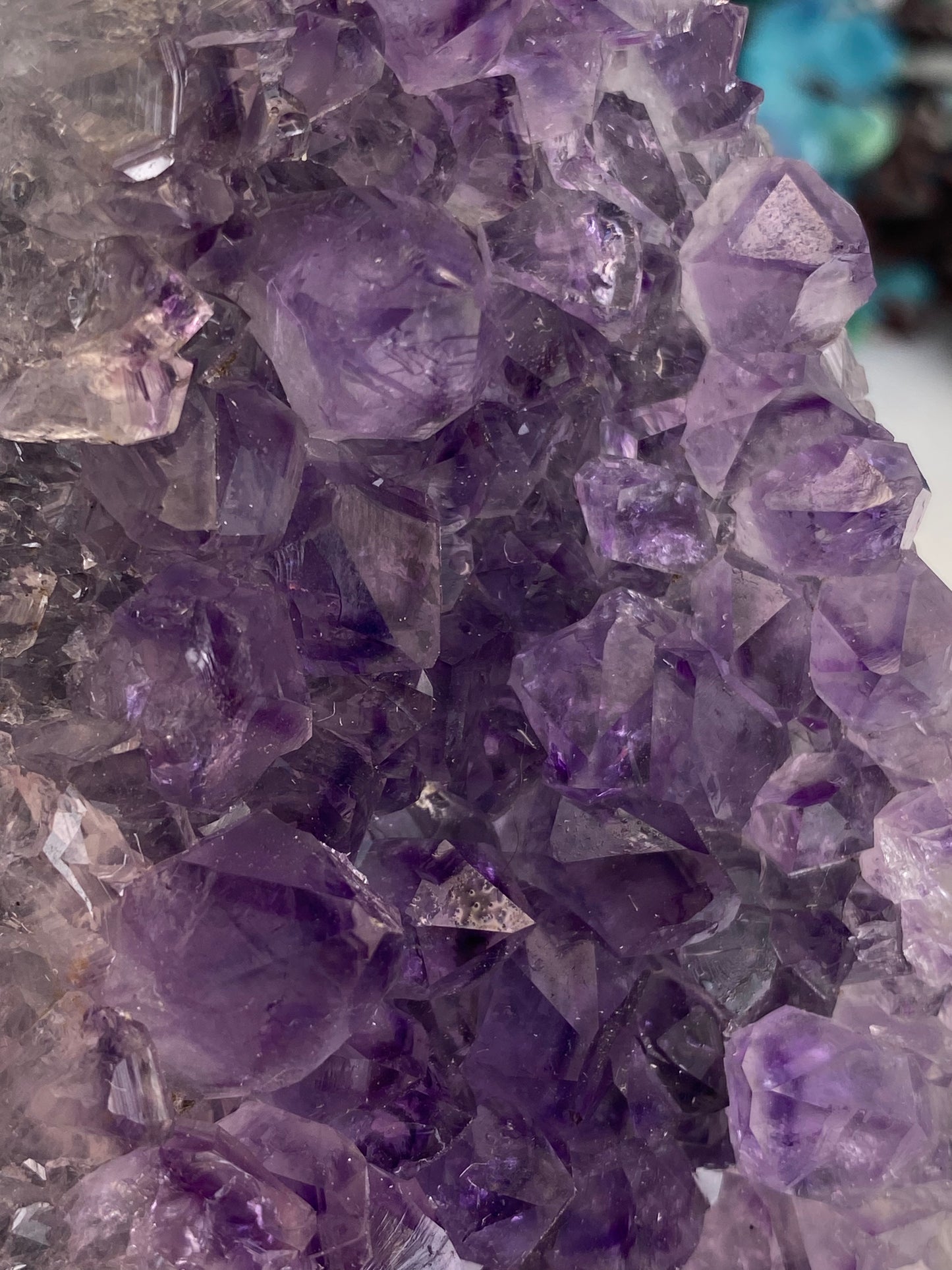 Amethyst Cut Base (J14)