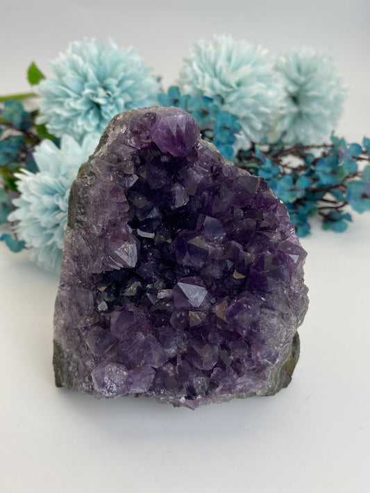 Amethyst Cut Base (R27)