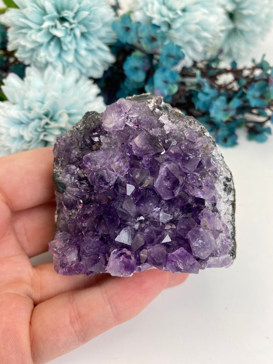 Amethyst Cut Base (U14)