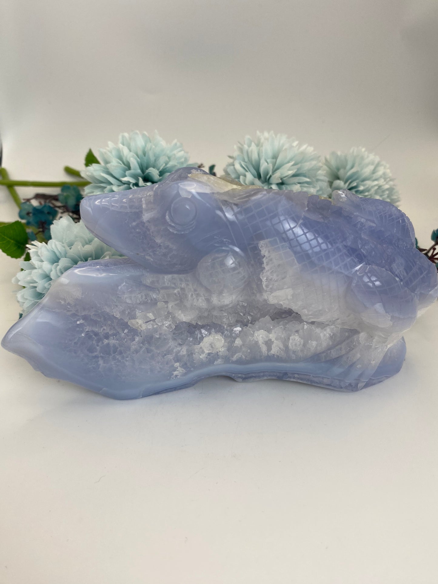 Echse aus blauem Chalcedon