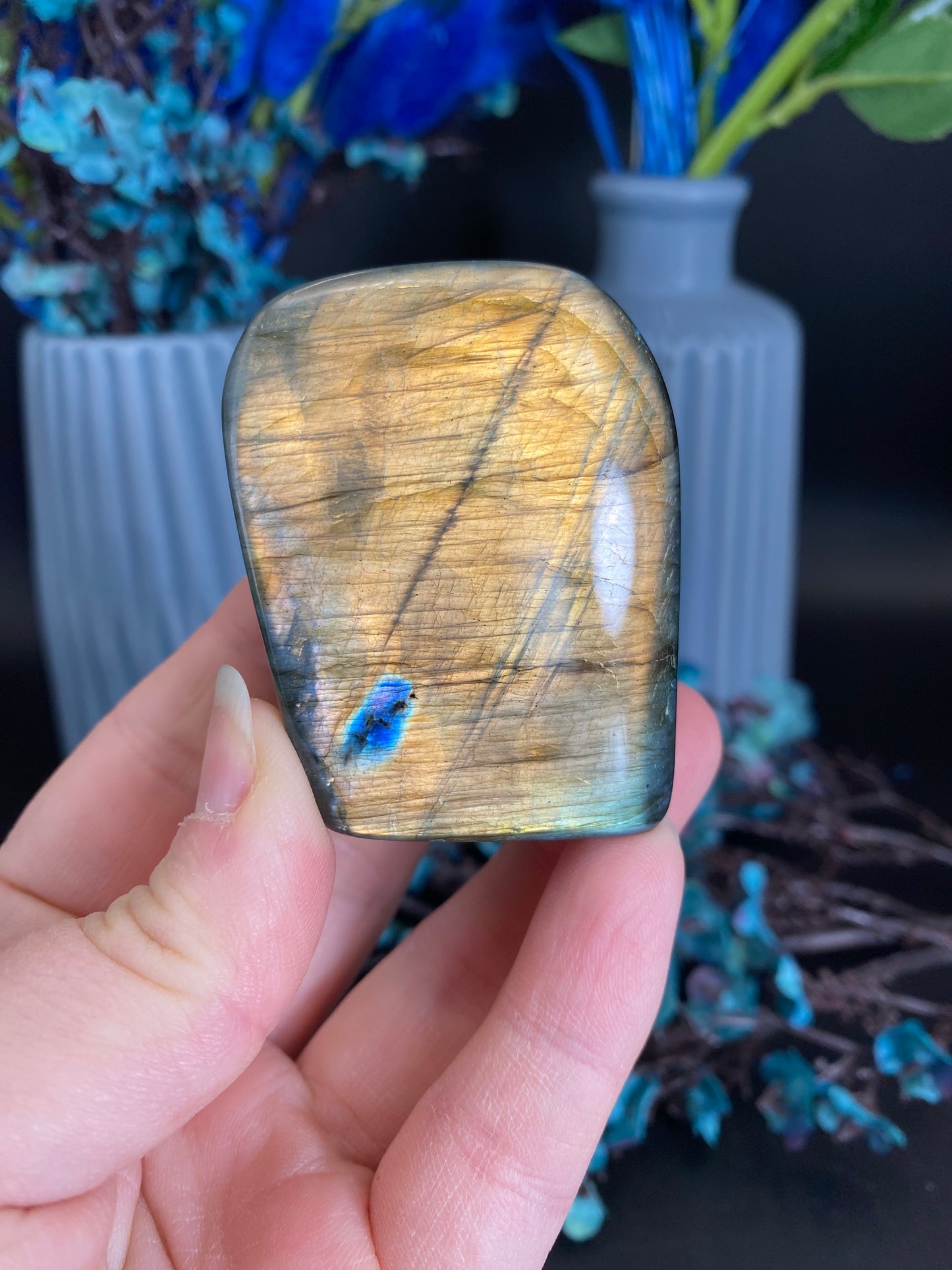 Freiform aus Labradorit (N18)