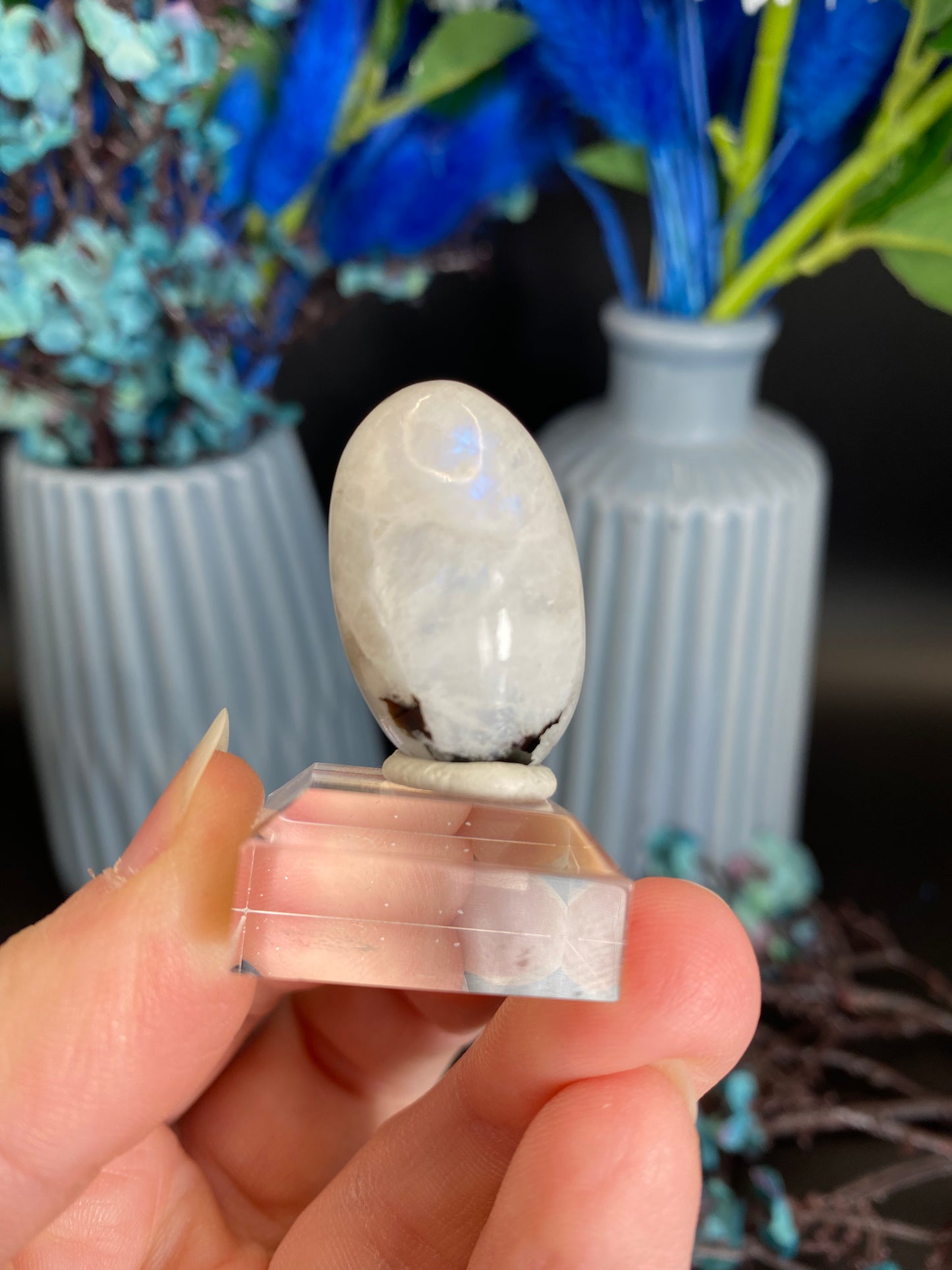 Shiva aus weißem Labradorit