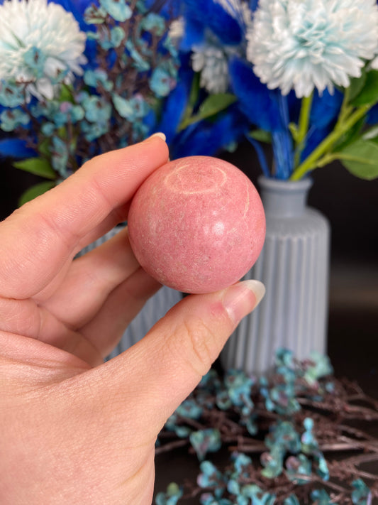 Kugel aus Thulit (D56)