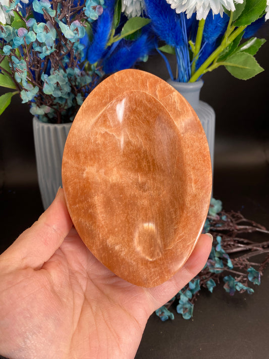 Schale aus Sonnenstein (S45)