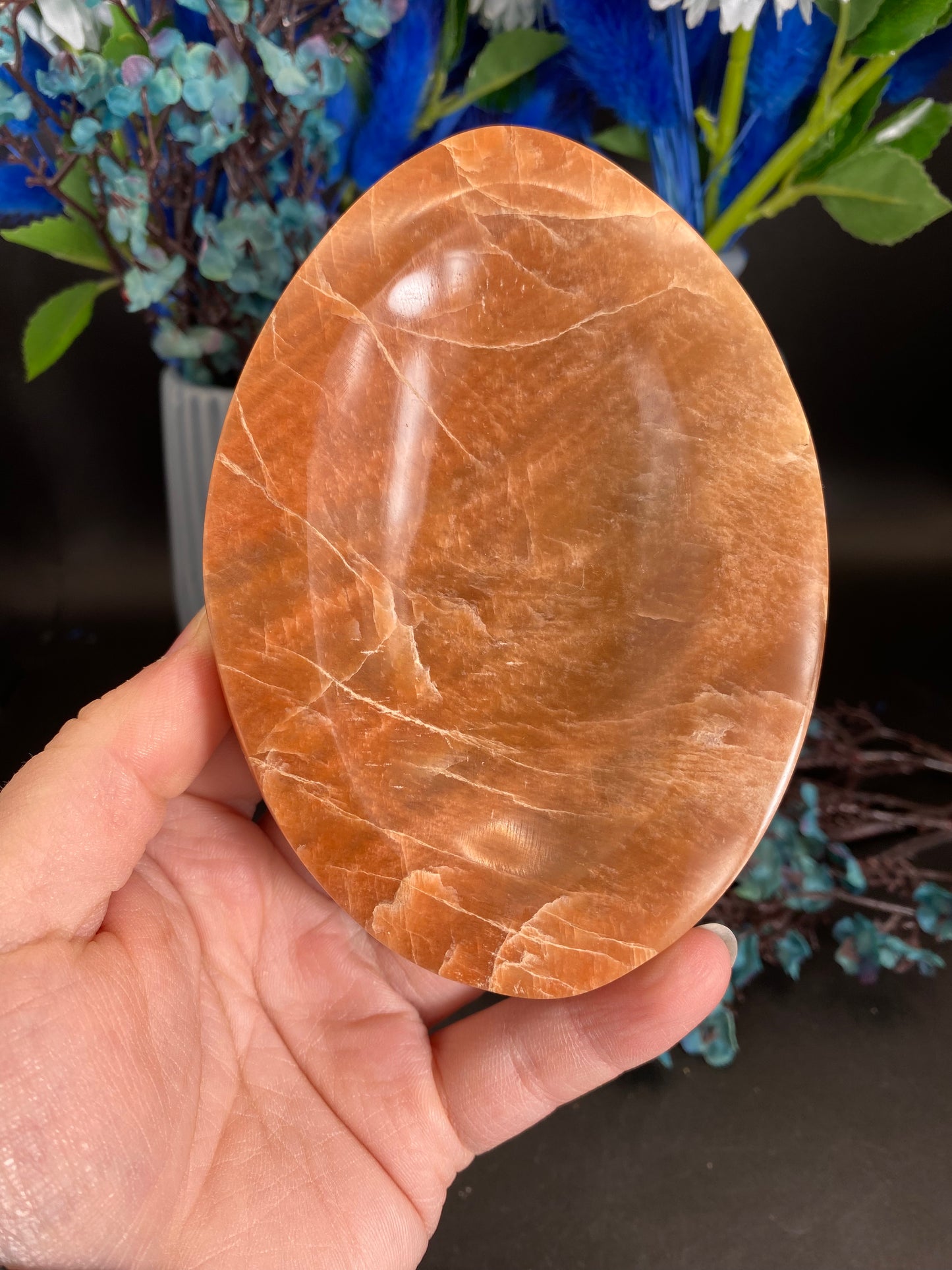 Schale aus Sonnenstein (R40)