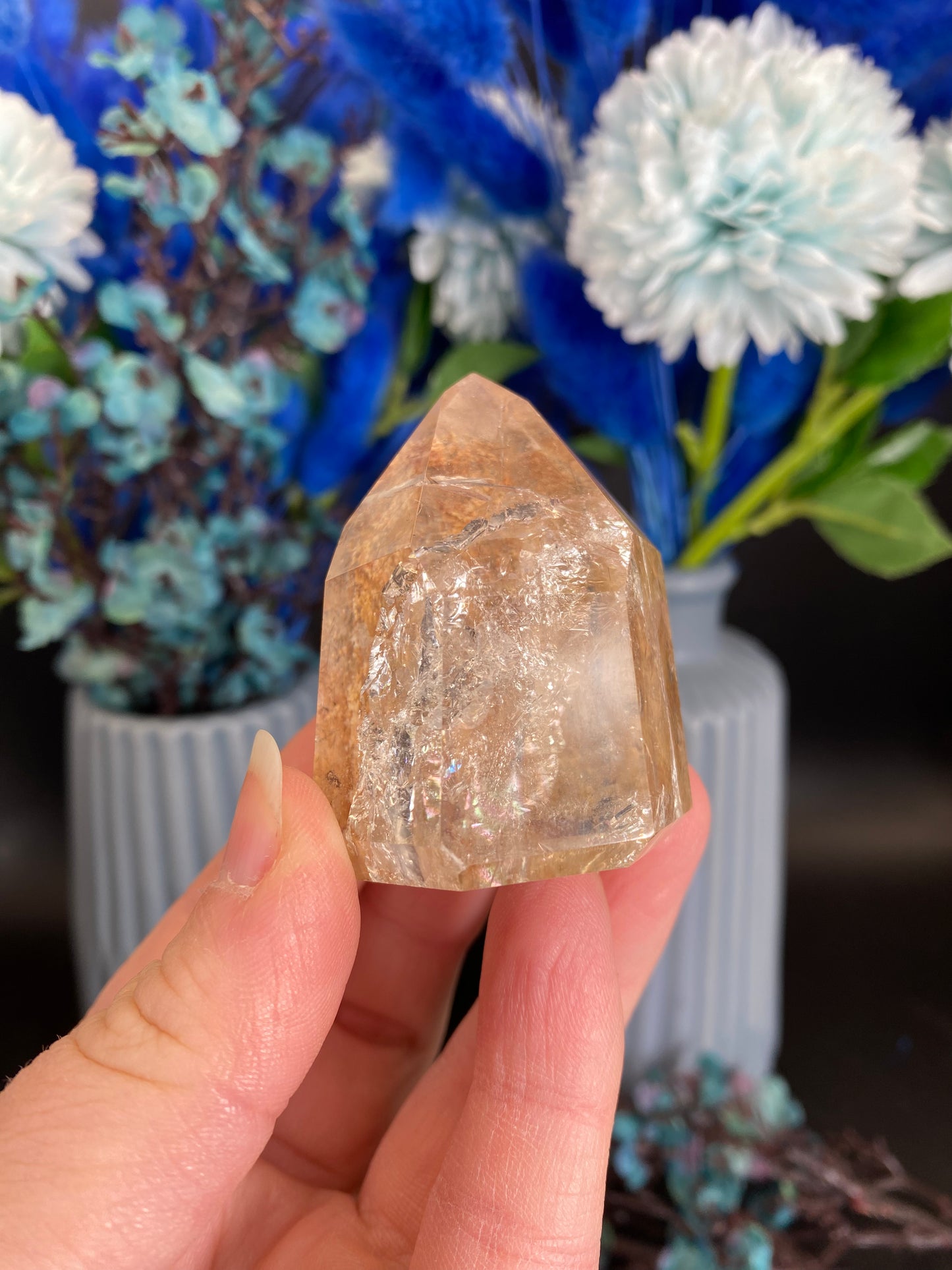 Turm aus Gartenquarz (C14)