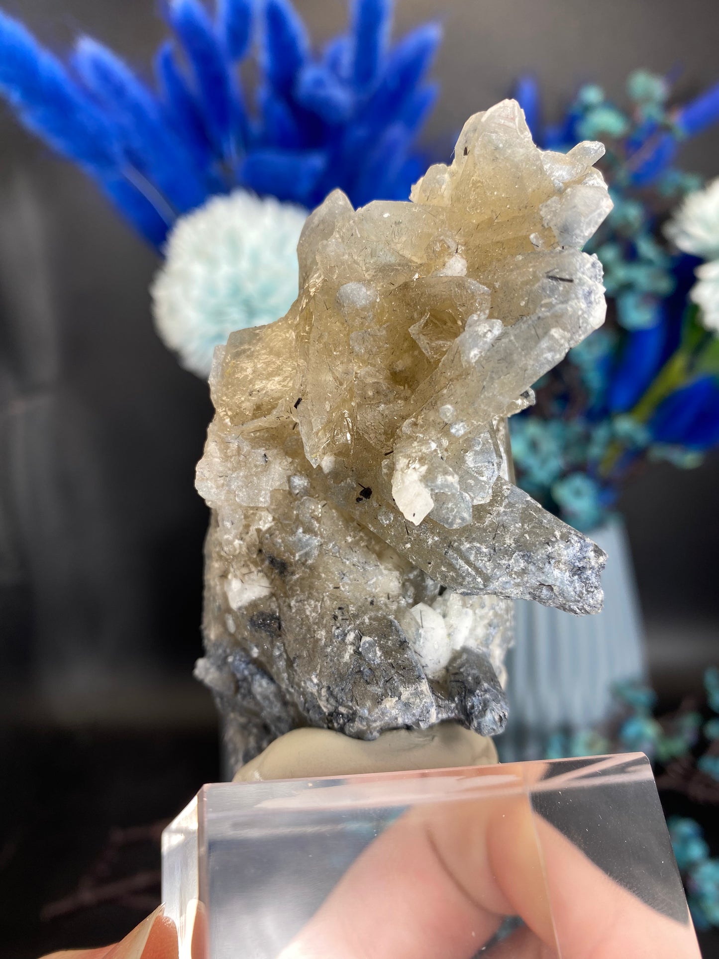 Citrin mit blauem Turmalin und Albit aus Brasilien (B450)