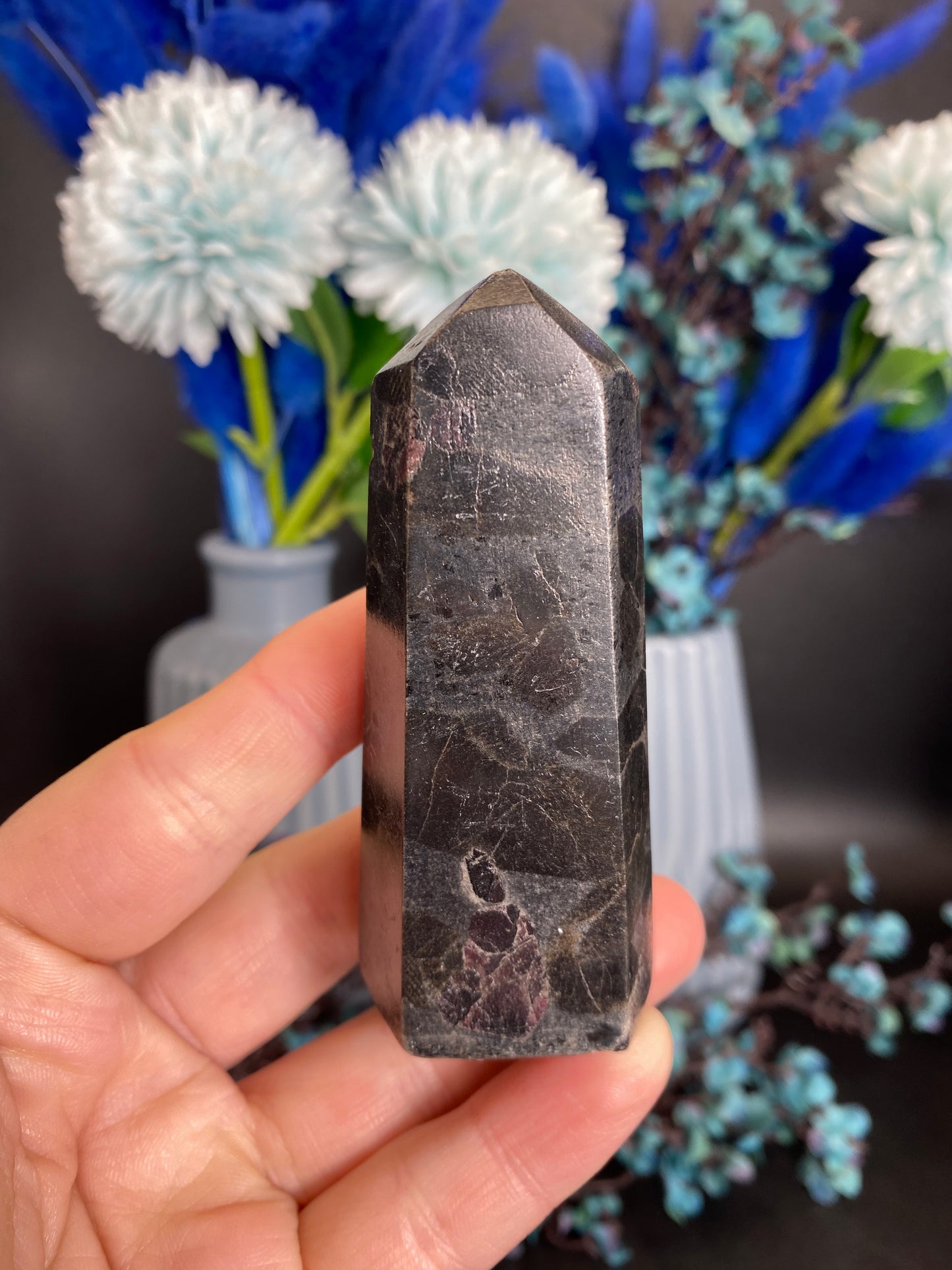 Turm aus Granat mit Staurolith (U35)