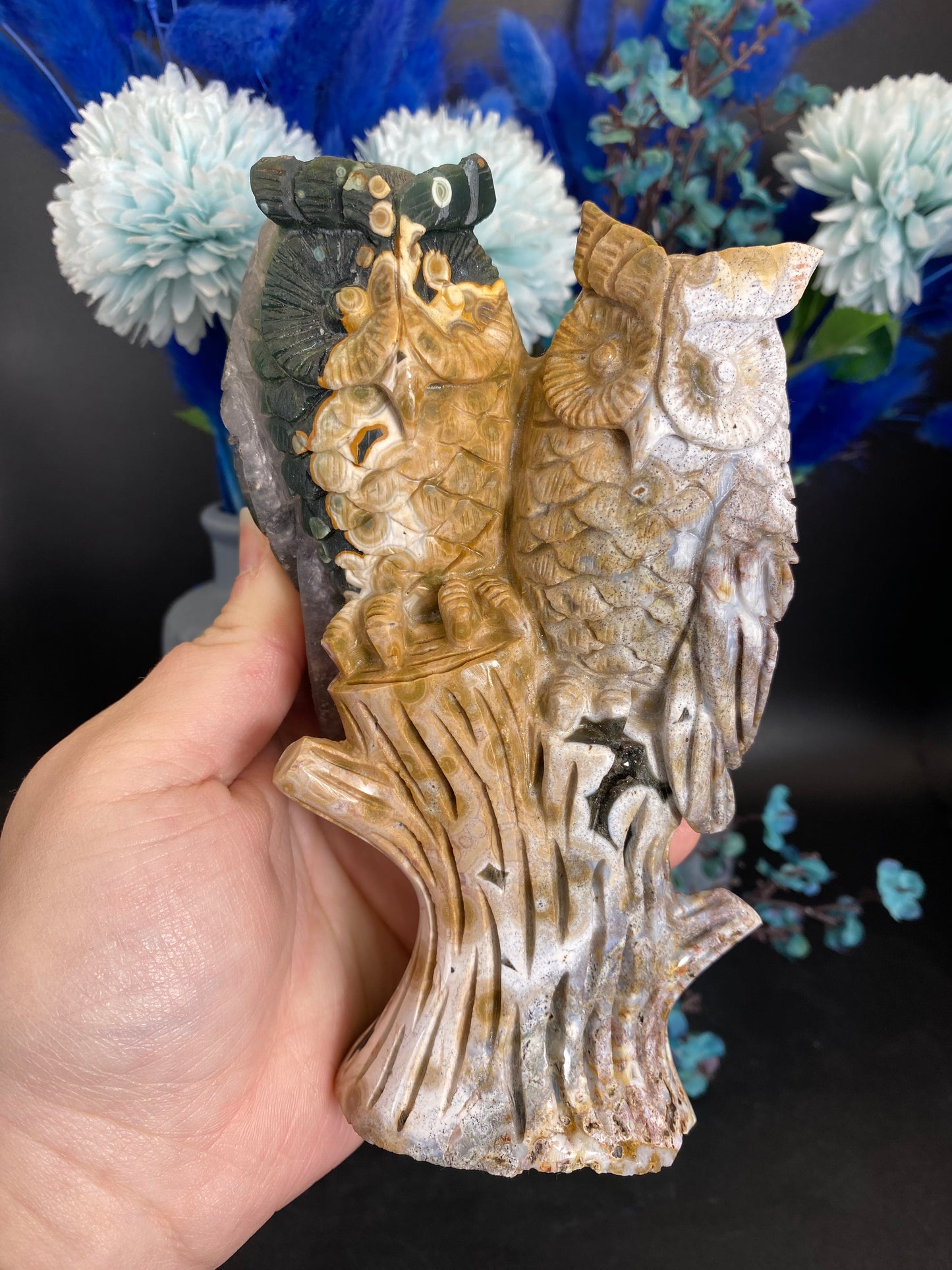 Eulen aus Ozeanjaspis