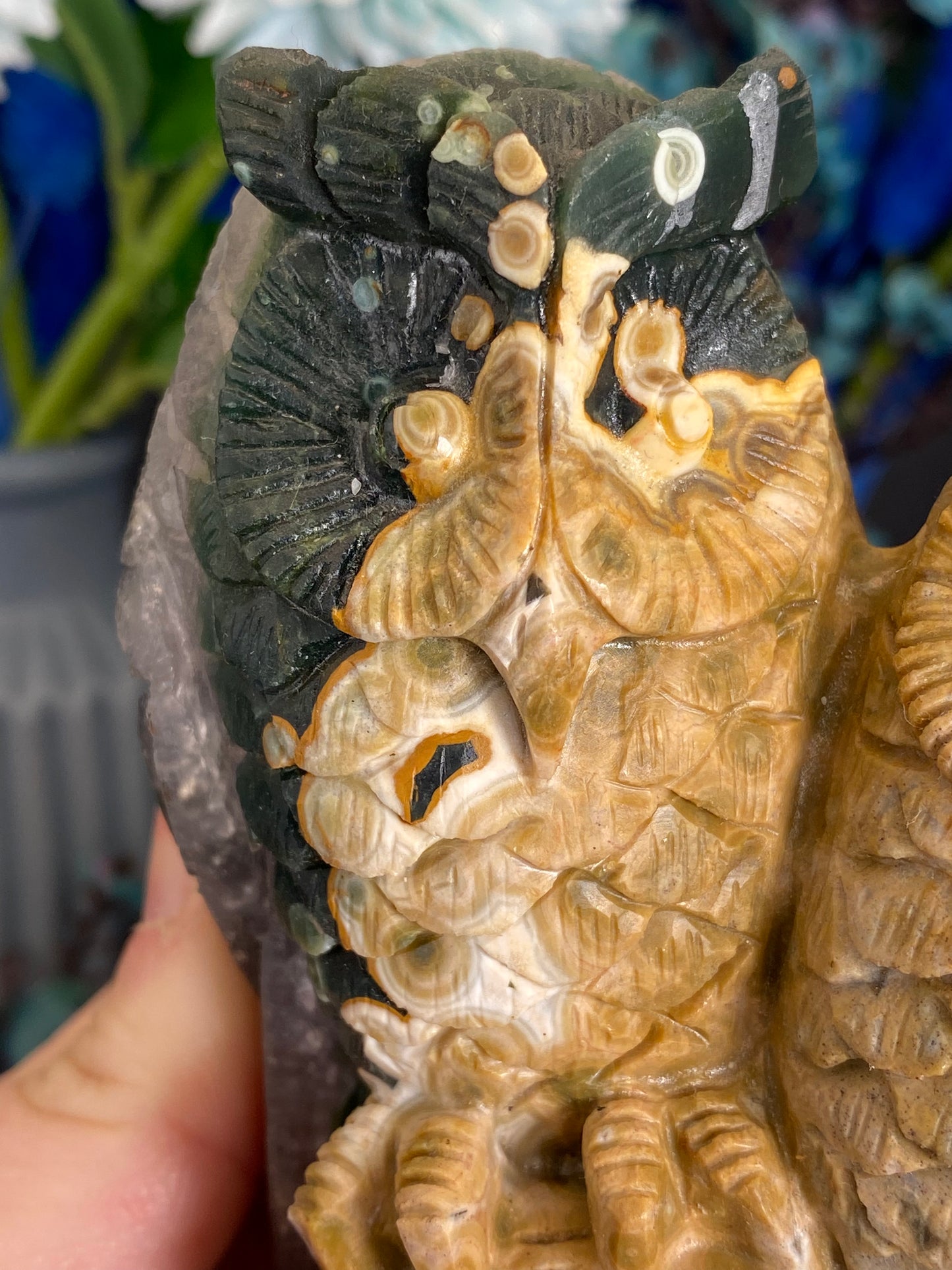 Eulen aus Ozeanjaspis