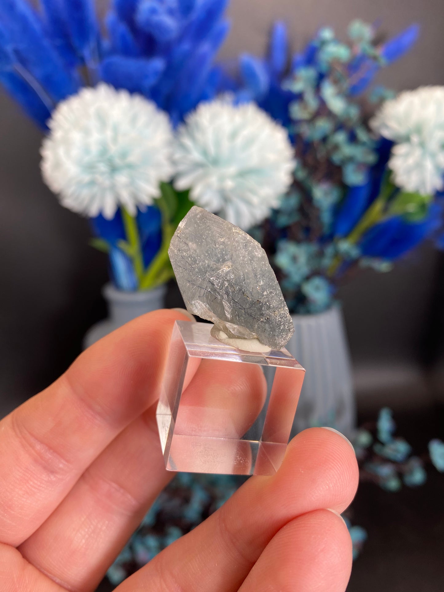 Blauer Turmalin in Quarz (K75)