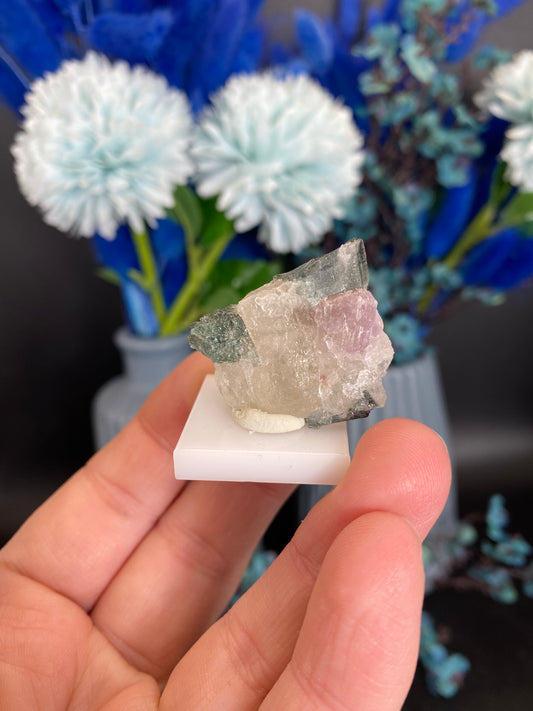 Turmalin mit Lepidolith in Quarz aus Brasilien (D15)