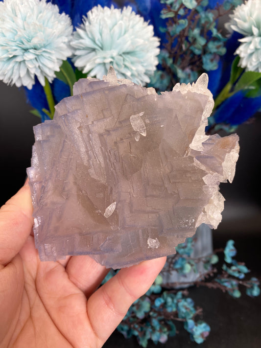 Fluorit mit Calcit aus dem Loralai Distrikt, Pakistan