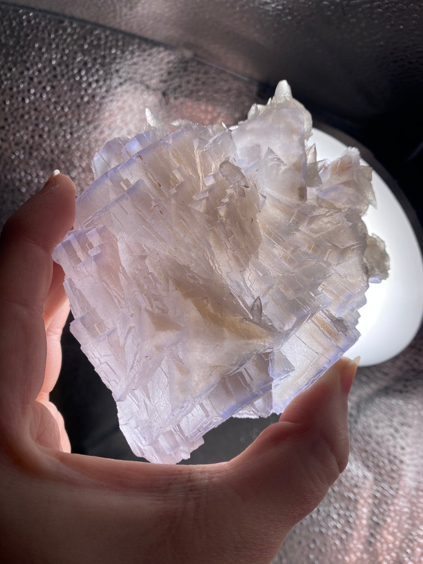 Fluorit mit Calcit aus dem Loralai Distrikt, Pakistan