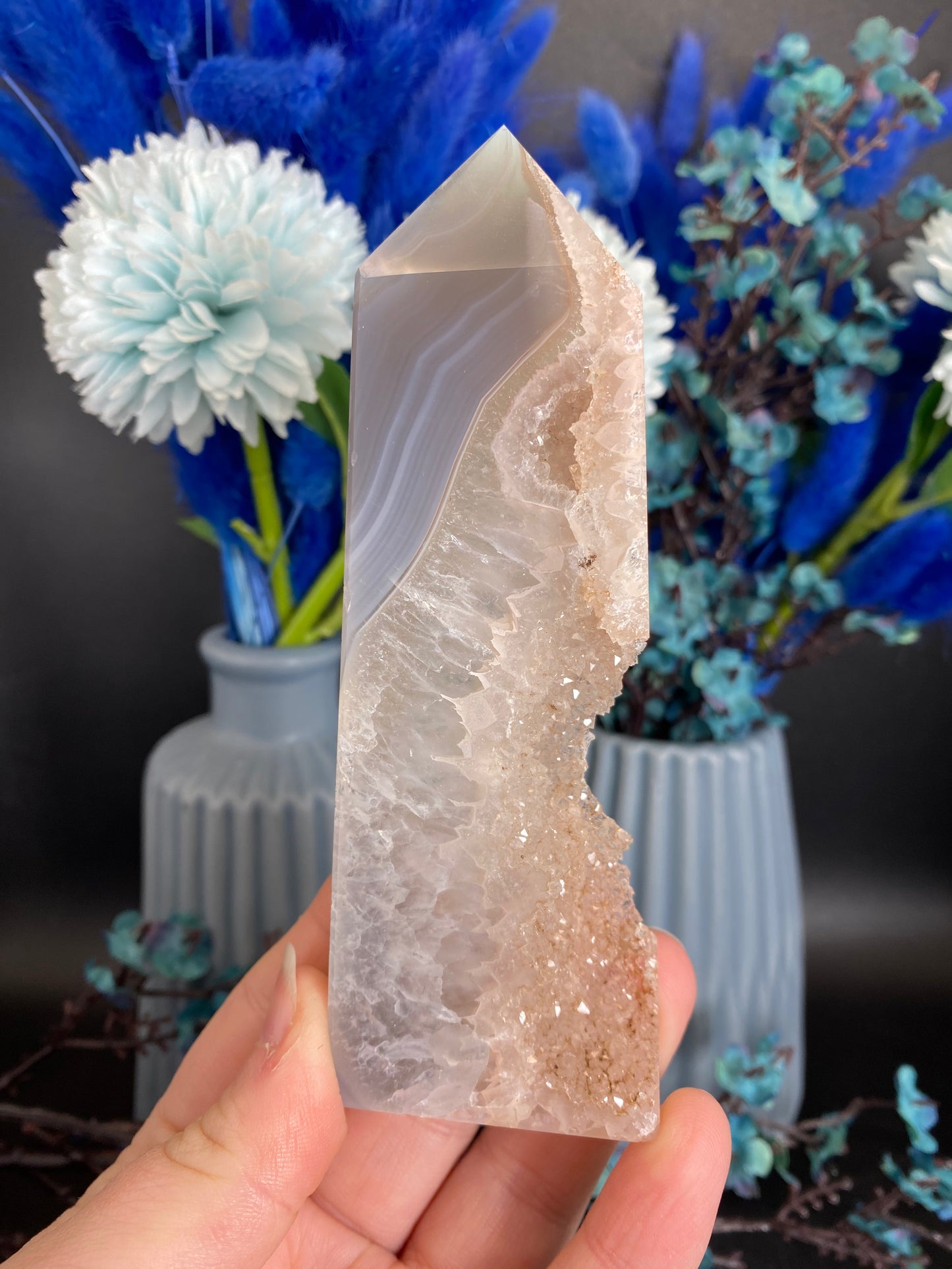 Turm aus Achat (I18)