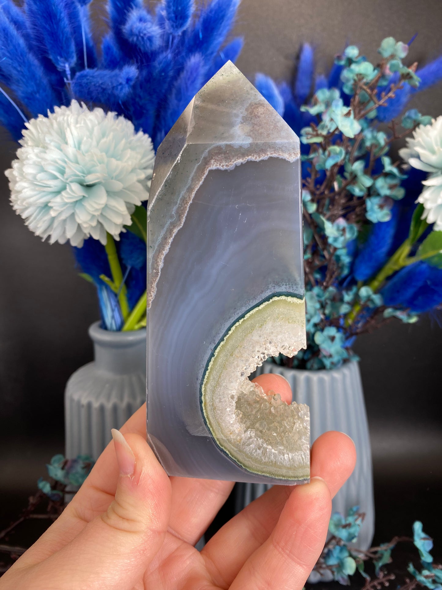 Turm aus Achat (B25)