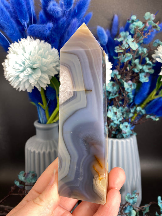 Turm aus Achat (P28)