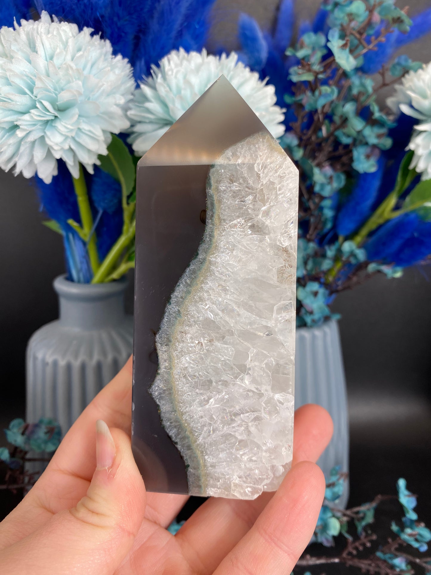 Turm aus Achat (K30)