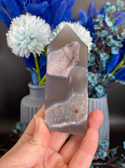 Turm aus Achat (T13)