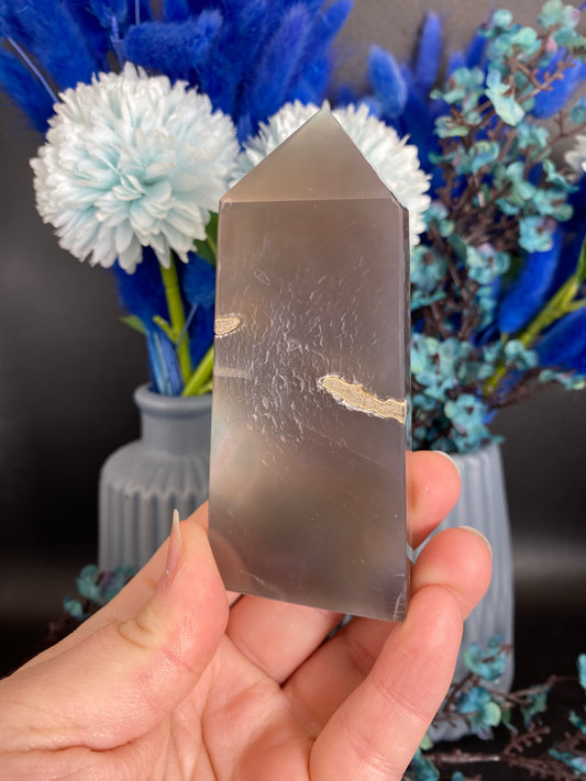 Turm aus Achat (T13)