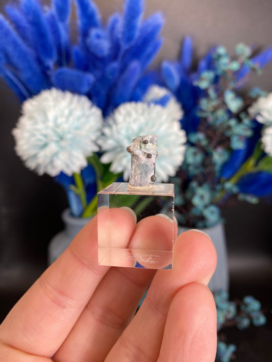 Turmalin mit Lepidolith und Goethit aus Brasilien (I50)