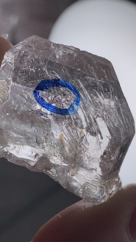 Quarz mit Libelle (beweglicher Wassereinschluss, B30)