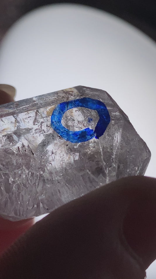 Quarz mit Libelle (beweglicher Wassereinschluss, A26)